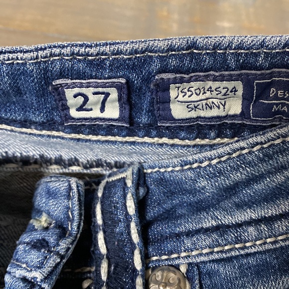 Miss me size 27 skinny jeans. - Picture 4 of 13